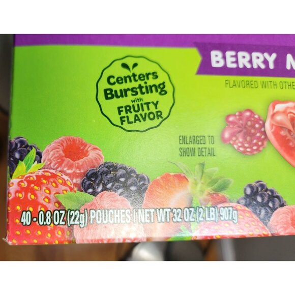 Black Forest Juicy Burst Fruit Flavored Berry Medley 40 Pouch 0.8 oz 22g Pouches - Picture 15 of 15